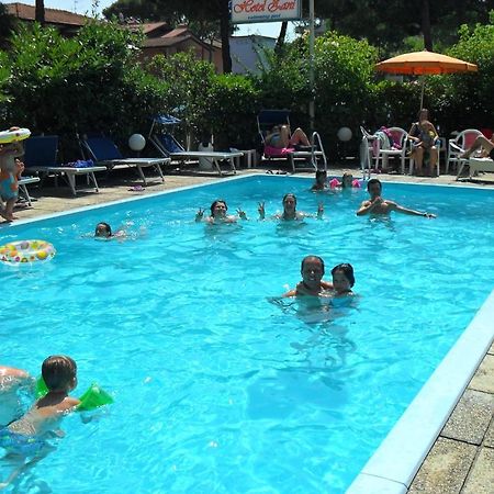 Hotel Zani Червия Экстерьер фото
