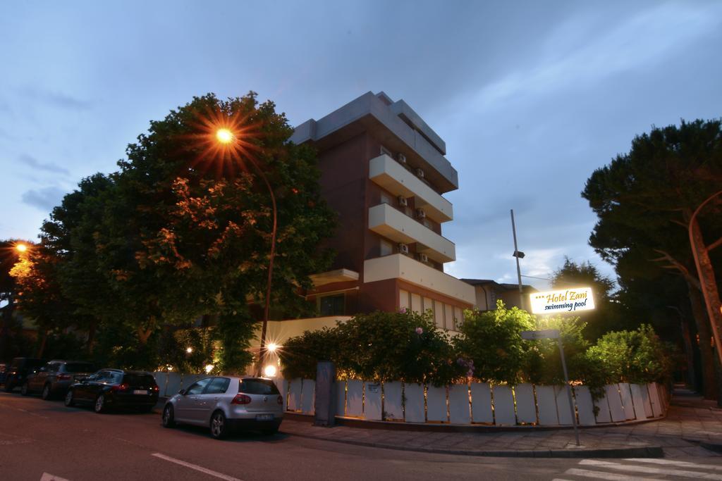 Hotel Zani Червия Экстерьер фото