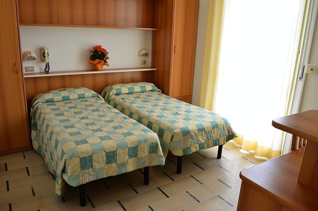 Hotel Zani Червия Номер фото